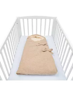 Teddy beige wikkelslaapzak 55x40 cm – zacht en veilig