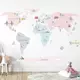 Wereldkaart muurstickers roze 150 x 100 cm Kinderkamer